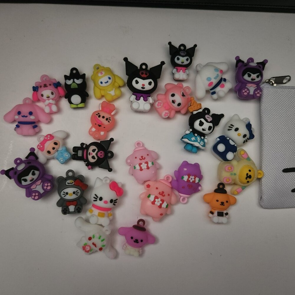 Hello kitty and Friends bundle - Picture 2 of 3